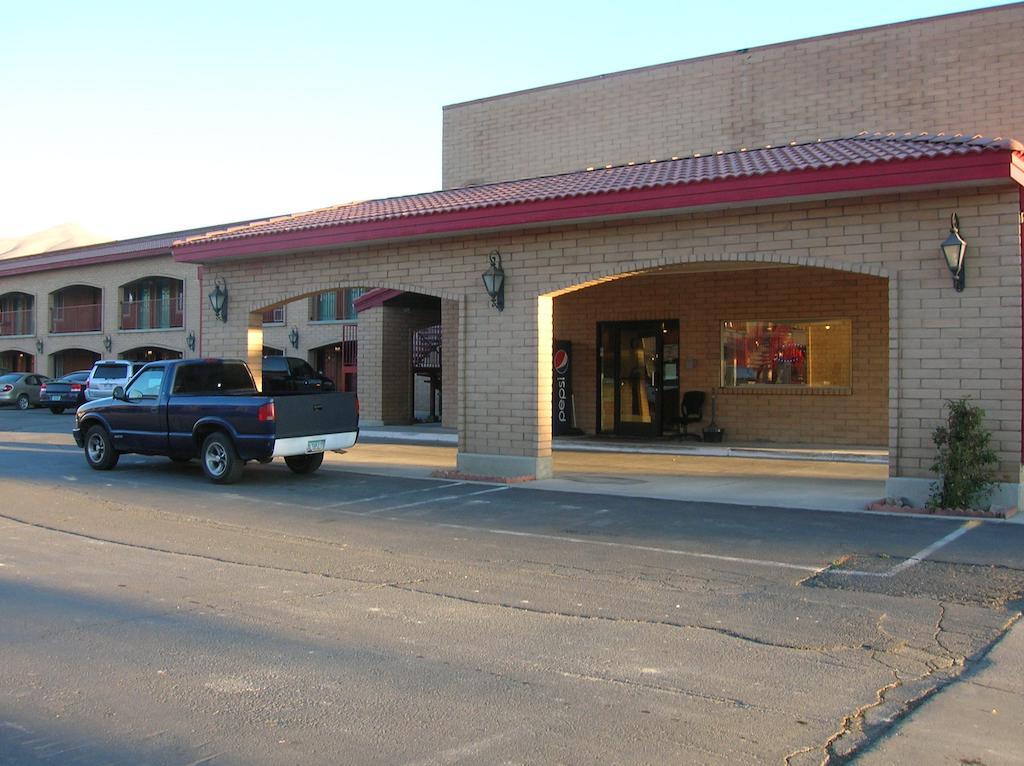 Rodeway Inn Winnemucca Exterior photo